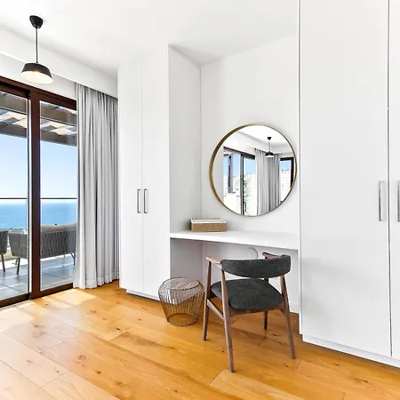 Villa Stunning Uv09 Oniro With Sea Views, Aphrodite Hills Kouklia