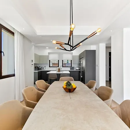 Stunning Uv09 Oniro With Sea Views, Aphrodite Hills * Kouklia