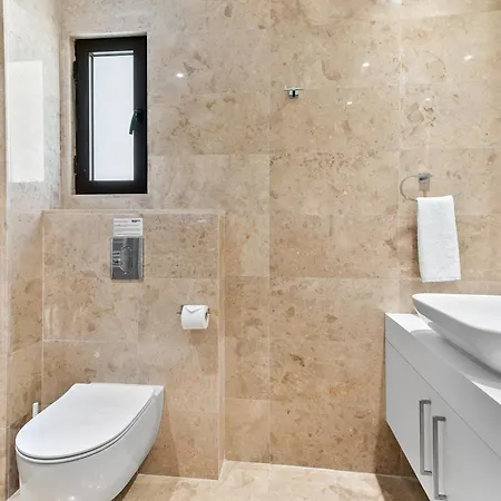 Stunning Uv09 Oniro With Sea Views, Aphrodite Hills Villa *