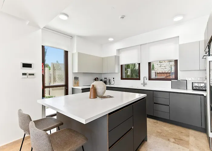 Stunning Uv09 Oniro With Sea Views, Aphrodite Hills